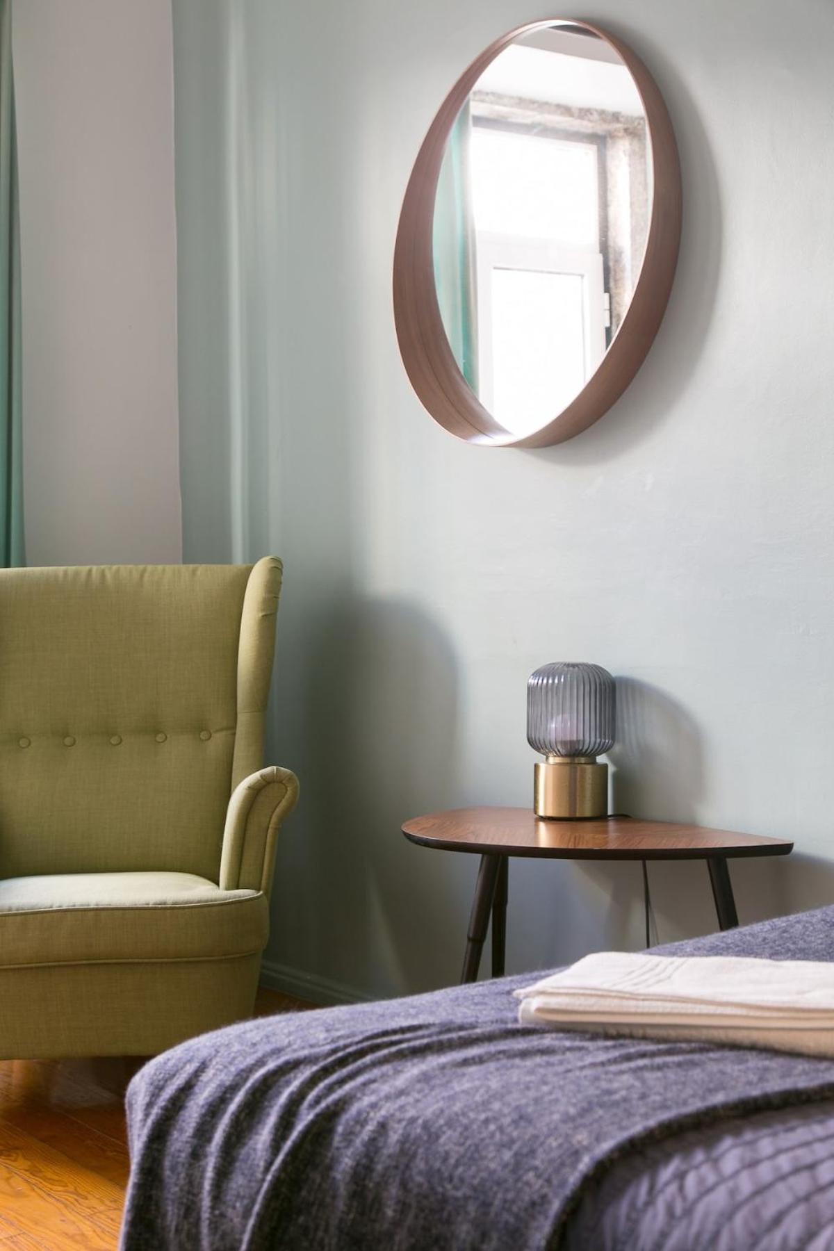 Apartment Spacious & Bright 3 Bedroom Apt, Iconic Bica Area, Historical Center Lisbon