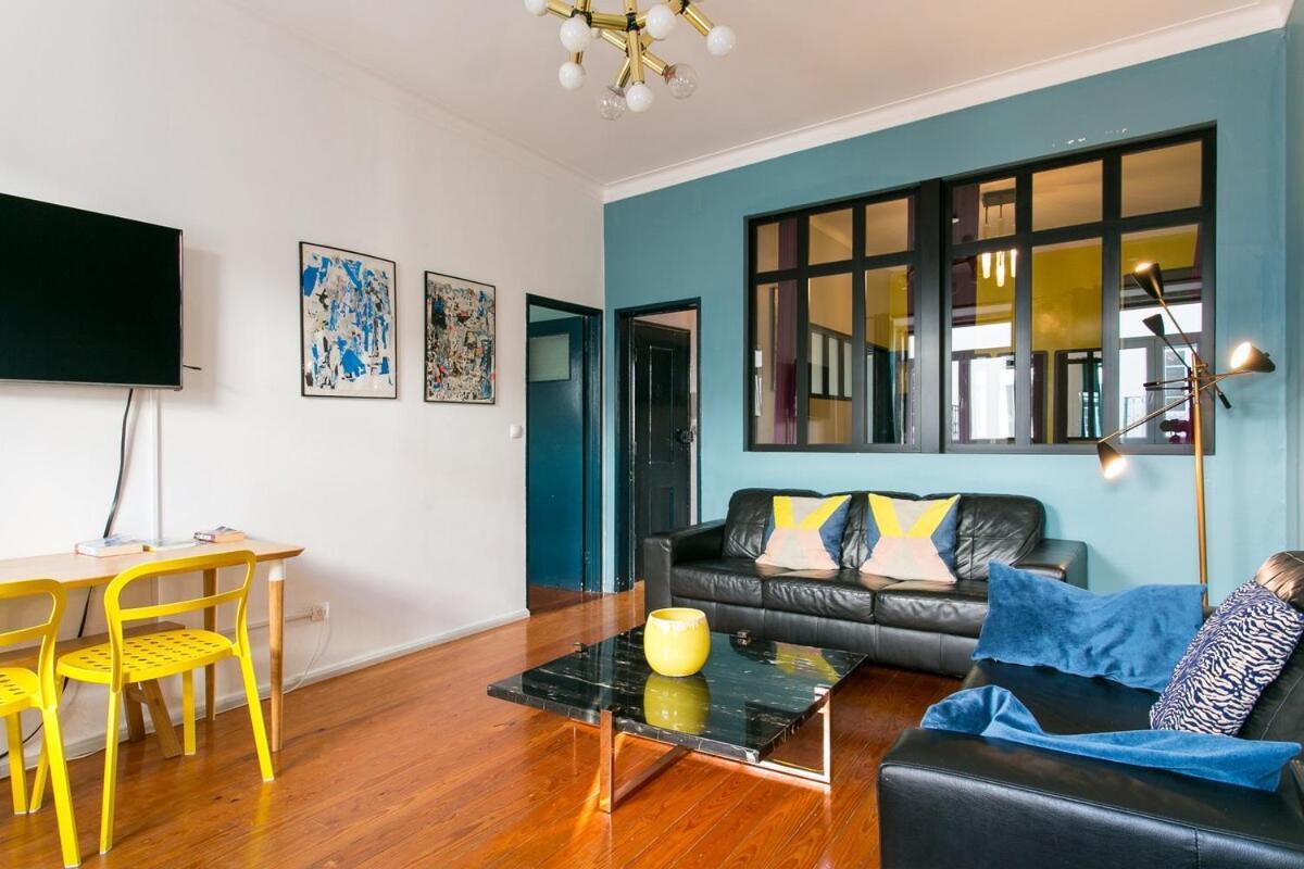 Apartment Spacious & Bright 3 Bedroom Apt, Iconic Bica Area, Historical Center Lisbon