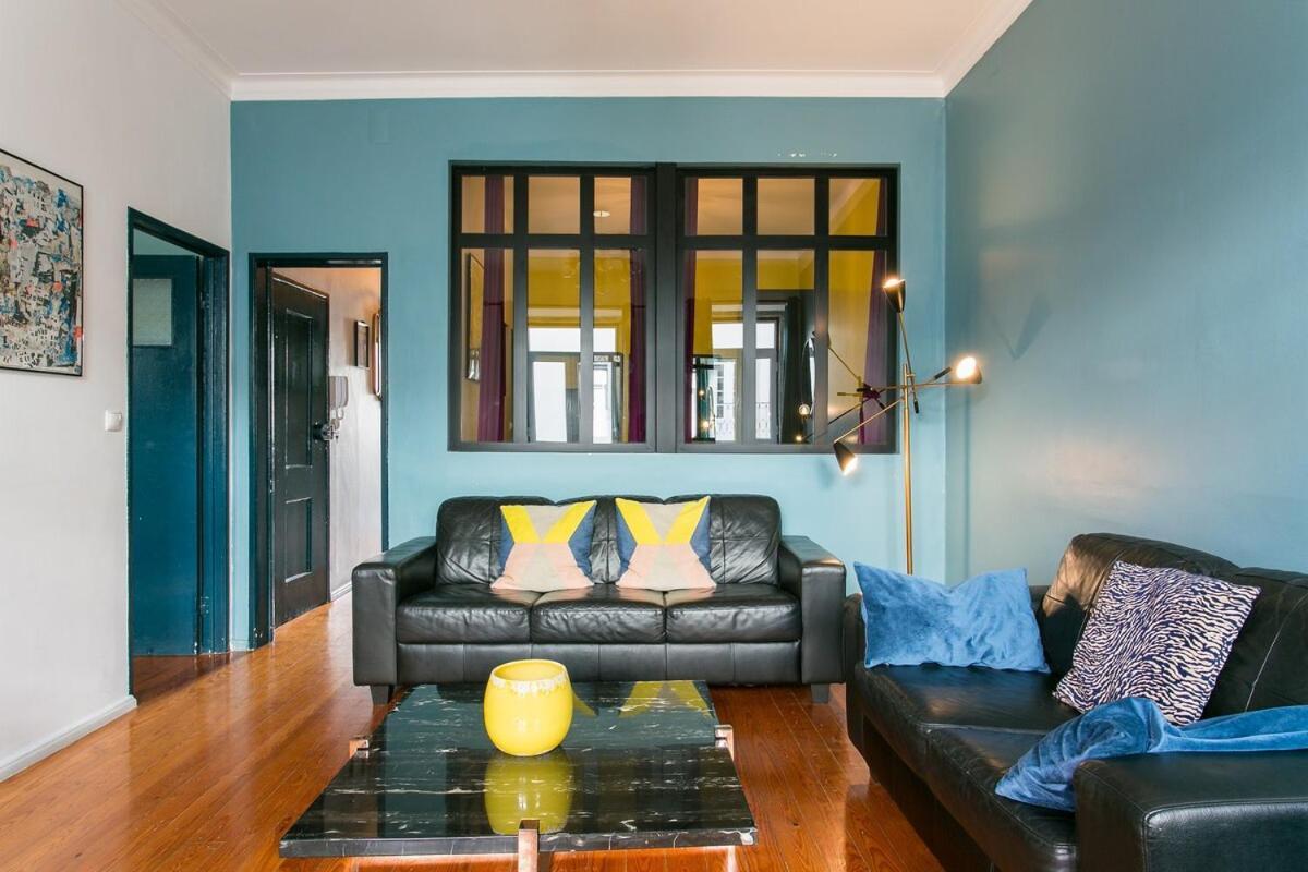Spacious & Bright 3 Bedroom Apt, Iconic Bica Area, Historical Center *